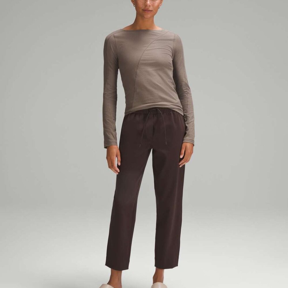 Lululemon Tapered-Leg Mid-Rise Pant 7/8 Length *Luxtreme